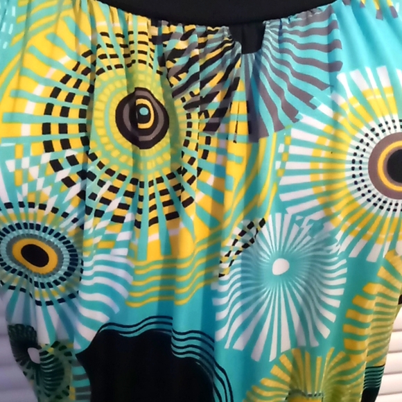 Metrowear midi dress - Picture 8 of 9